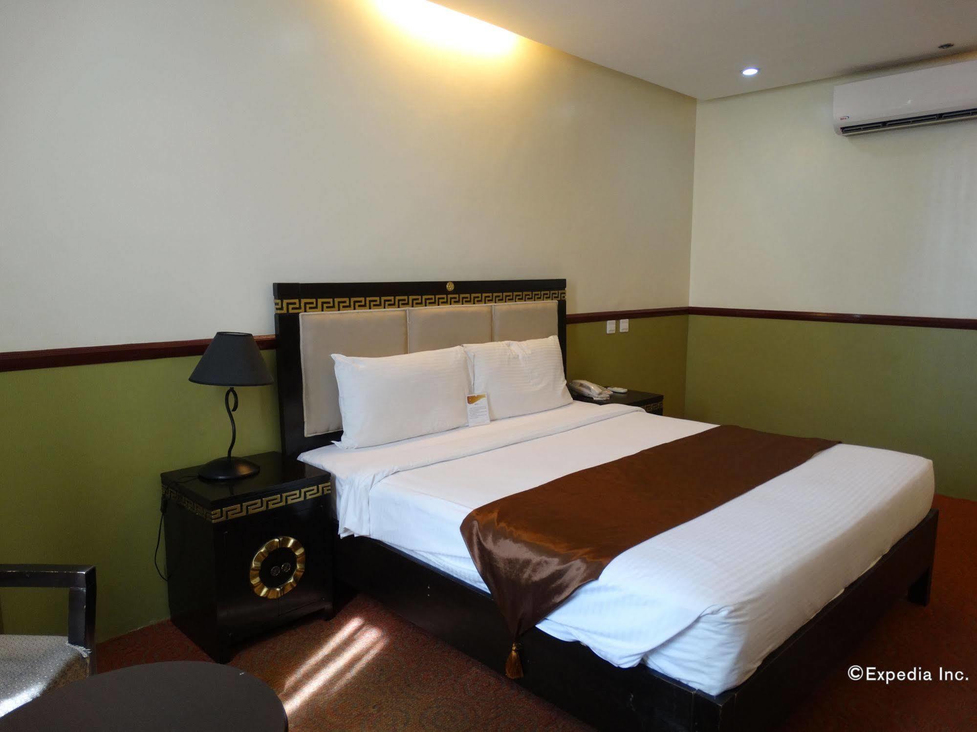 Manila Crown Palace Hotel Kültér fotó
